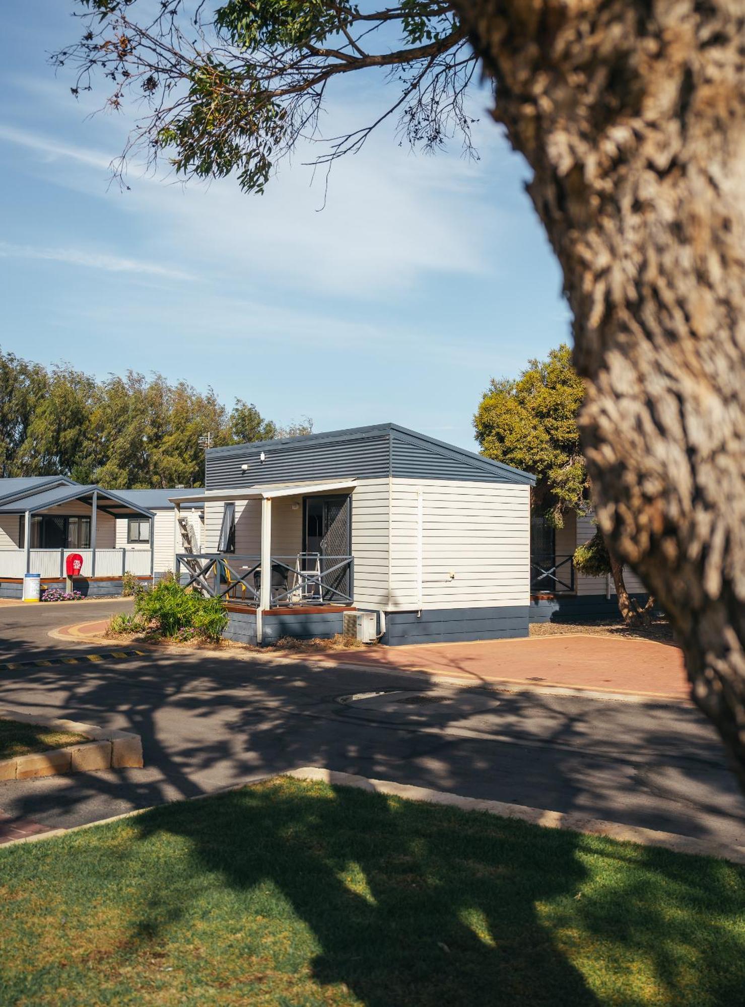 Jurien Bay Tourist Park Hotel Exterior photo